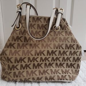 Michael Kors Shoulder Bag
